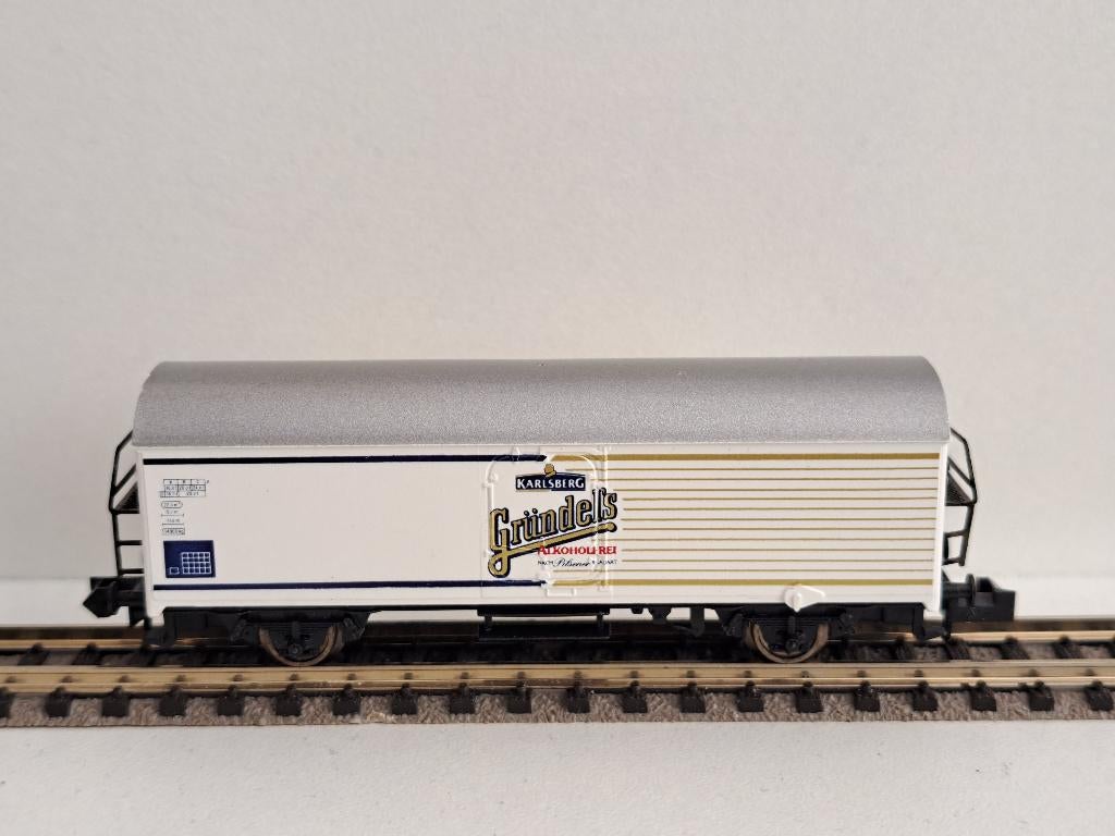 Arnold 0230.3 bierwagon Sondermodell Karlsberg Gründels, Arnold, Gelijkstroom, Ophalen of Verzenden, Nieuw