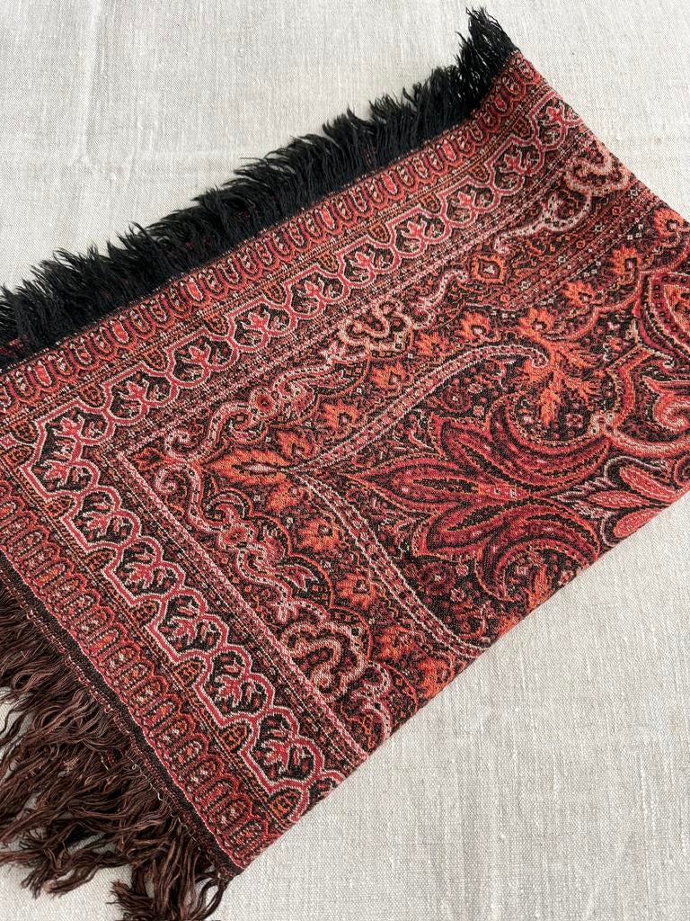 Antiek geweven Worteldoek / Kleedje, Zo goed als nieuw, Rechthoekig, Rood, 50 tot 100 cm