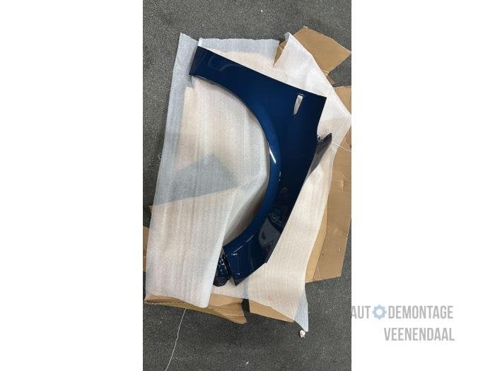Scherm rechts-voor van een Opel Astra (GEU), -, -, Opel, Nieuw