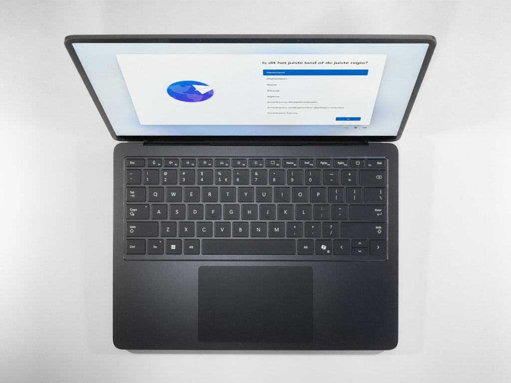 Microsoft Surface Laptop 7 - 13,8 inch / Ultra 7 / 2TB SSD, Computers en Software, Windows Laptops, 2 tot 3 Ghz, Qwerty, 13 inch
