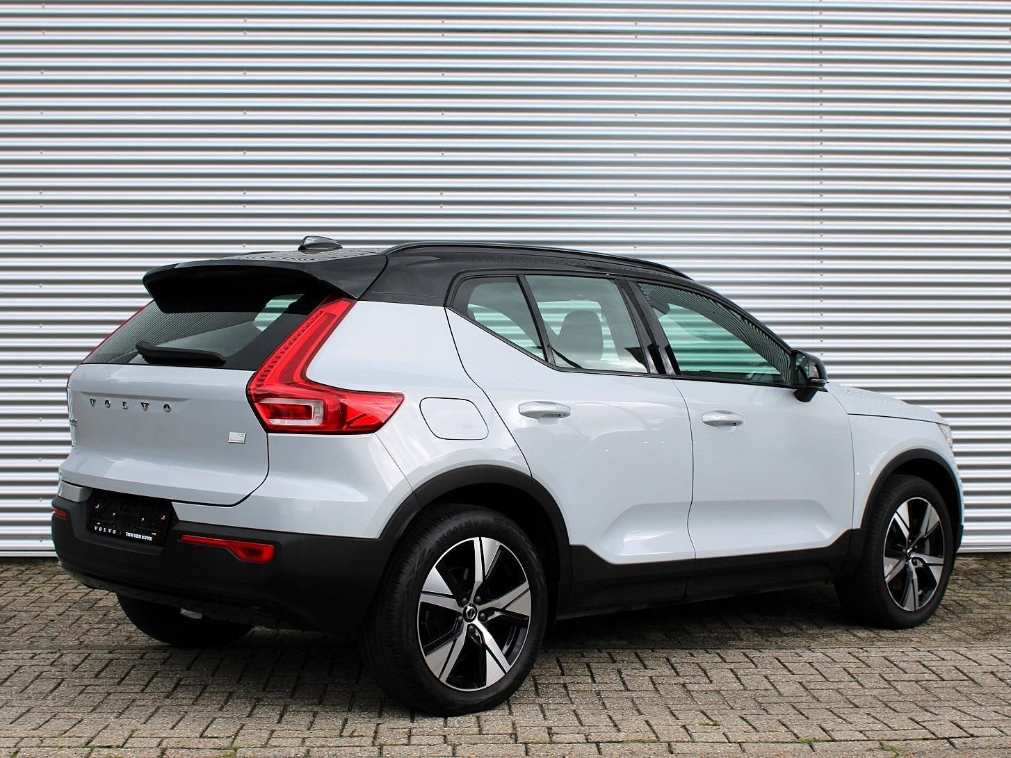 Volvo XC40 1.5 T5 Recharge R-Design Automaat / Reservewiel /, 1712 kg, Met garantie (alle), Leder en Stof, Plug-in hybride