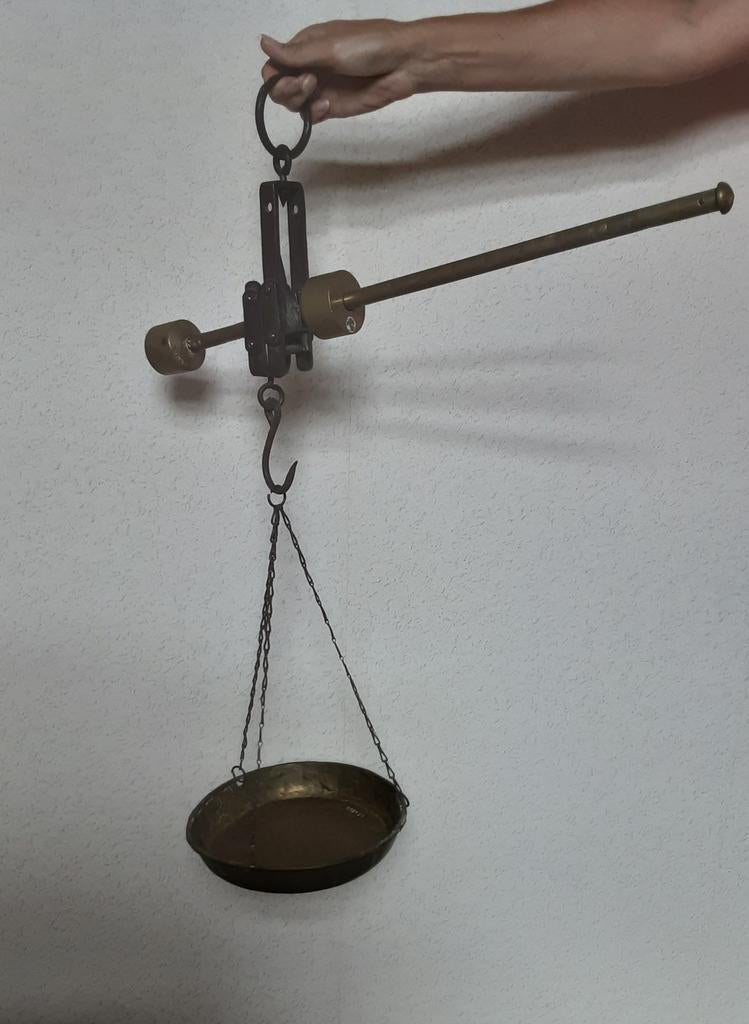 Koperen hangweegschaal, Witgoed en Apparatuur, Weegschalen, Ophalen of Verzenden, 500 gram of grover, Hangweegschaal, Gebruikt
