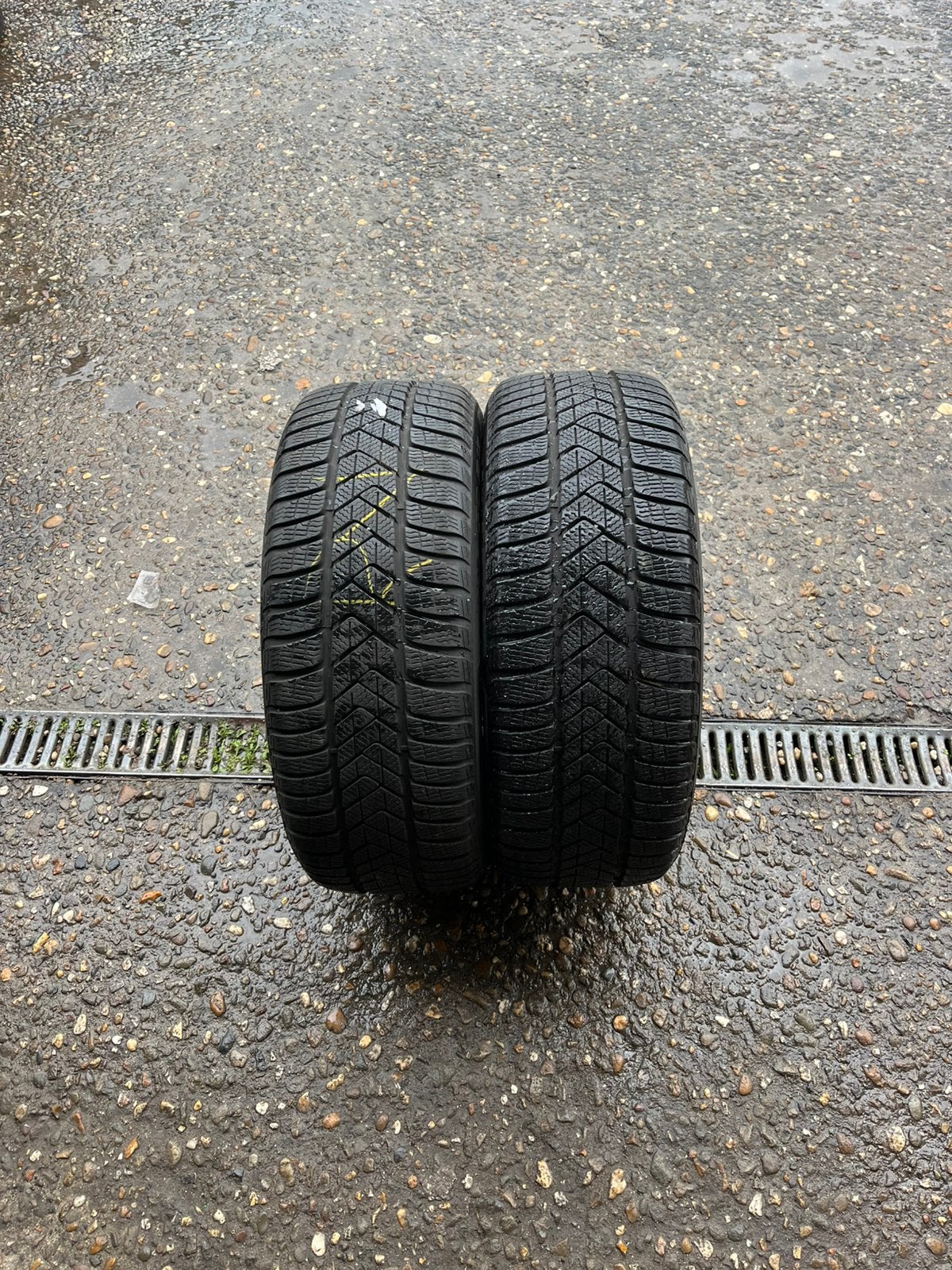 Winterbanden 225 50 17, Ophalen, Gebruikt, 17 inch, Winterbanden