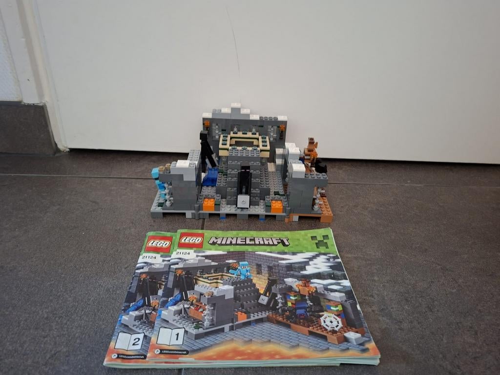 Lego Minecraft 21124 "Het Endportaal", Minecraft, Lego, Ophalen of Verzenden, Complete set