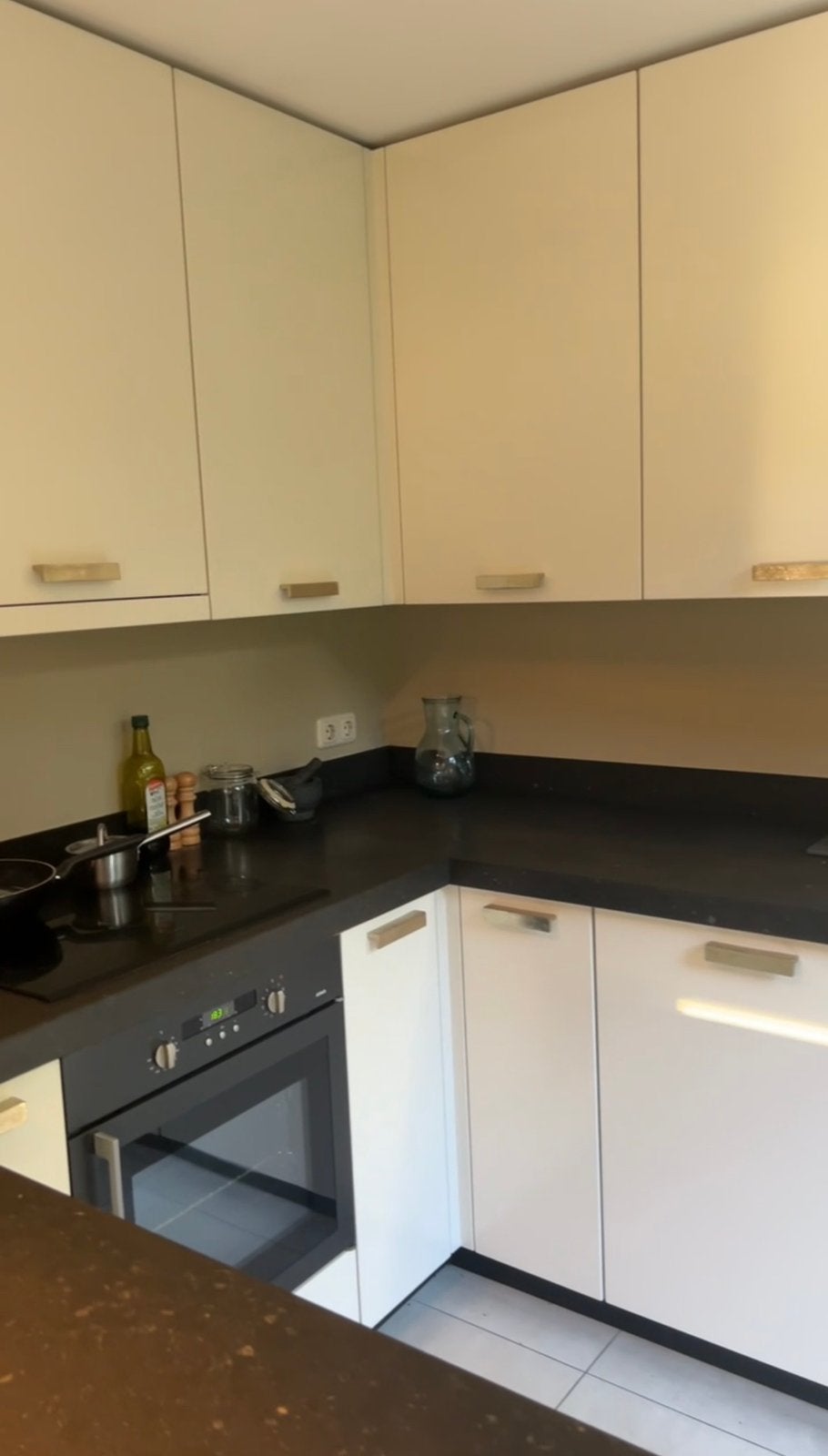 U keuken met granieten blad, Huis en Inrichting, Keuken | Complete keukens, Ophalen, Zo goed als nieuw, Graniet of Steen, Hoekkeuken