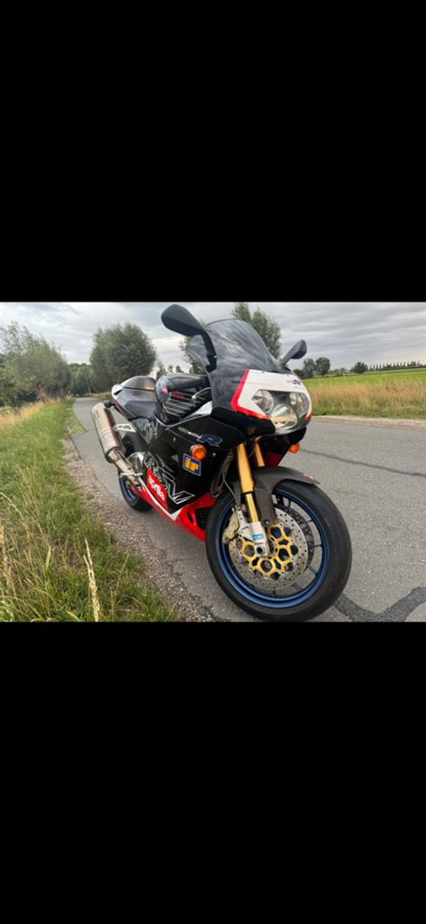 Aprilia rsv 1000 R factory rsv1000 mille rsv4 tuono, Motoren, 2 cilinders, Motorrijbewijs A, Super Sport, Particulier
