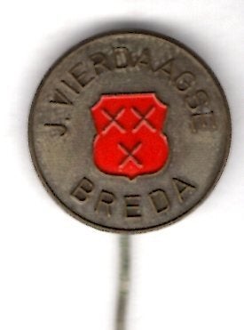 Jongere Vierdaagse Breda zilverkleurig speldje ( U_001), Verzenden, Zo goed als nieuw, Sport, Speldje of Pin