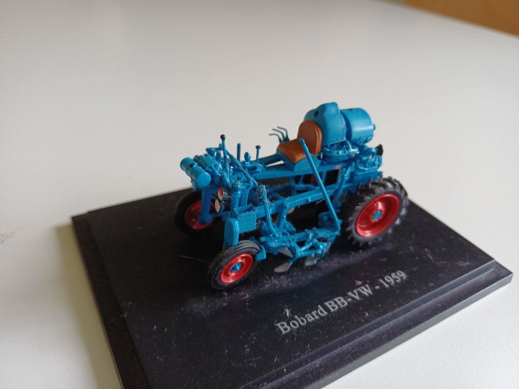 schaalmodel van de Bobard BB-VW tractor uit 1959., Ophalen of Verzenden, Gebruikt, Tractor of Landbouw