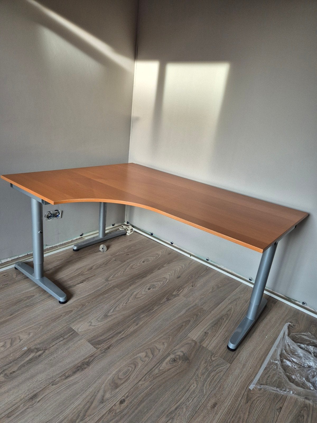 Bureau Ikea Galant, Ophalen, Gebruikt