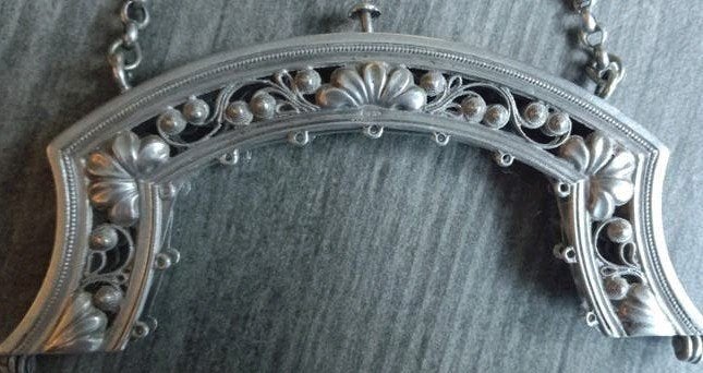 Antieke Zilveren Beursbeugel met Ketting, Antiek en Kunst, Ophalen of Verzenden, Zilver