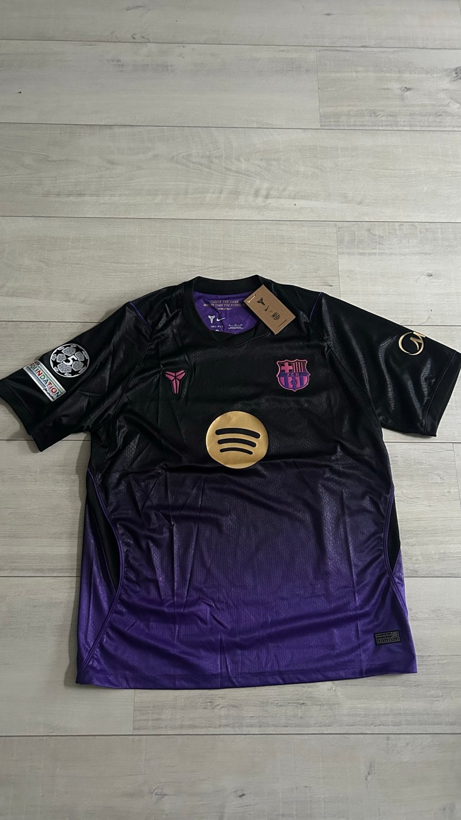 26/27 FC Barcelona x Kobe Bryant uitshirt maat XL, Zwart, Ophalen of Verzenden, Voetbal, Maat 56/58 (XL)