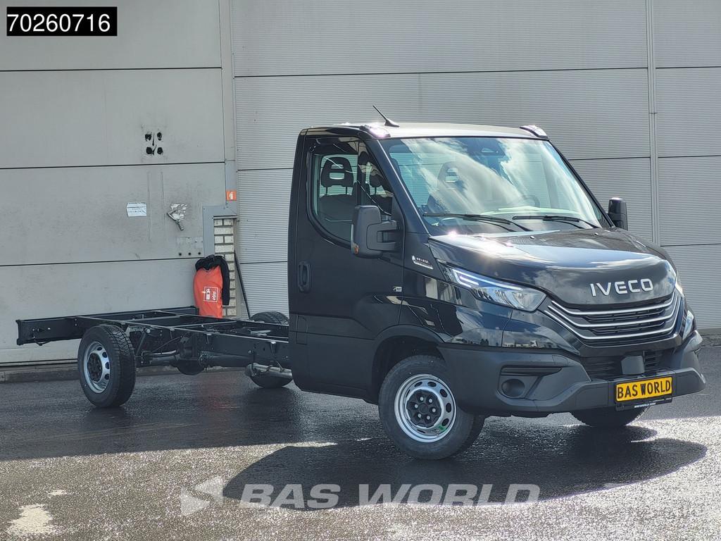 Iveco Daily 35S21 BPM VRIJ! Chassis cabine Automaat BPM VRIJ, Auto's, Automaat, Stof, Euro 6, 4 cilinders