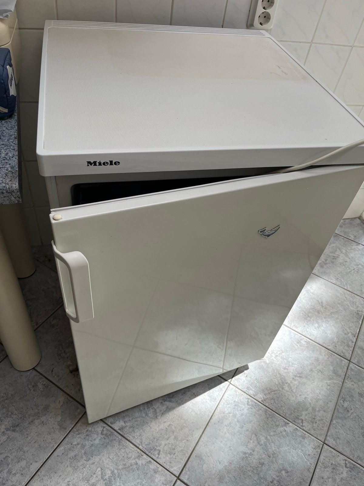 Miele Koelkast - Compact en Betrouwbaar 90 euro, 85 tot 120 cm, 100 tot 150 liter, Ophalen of Verzenden, 45 tot 60 cm