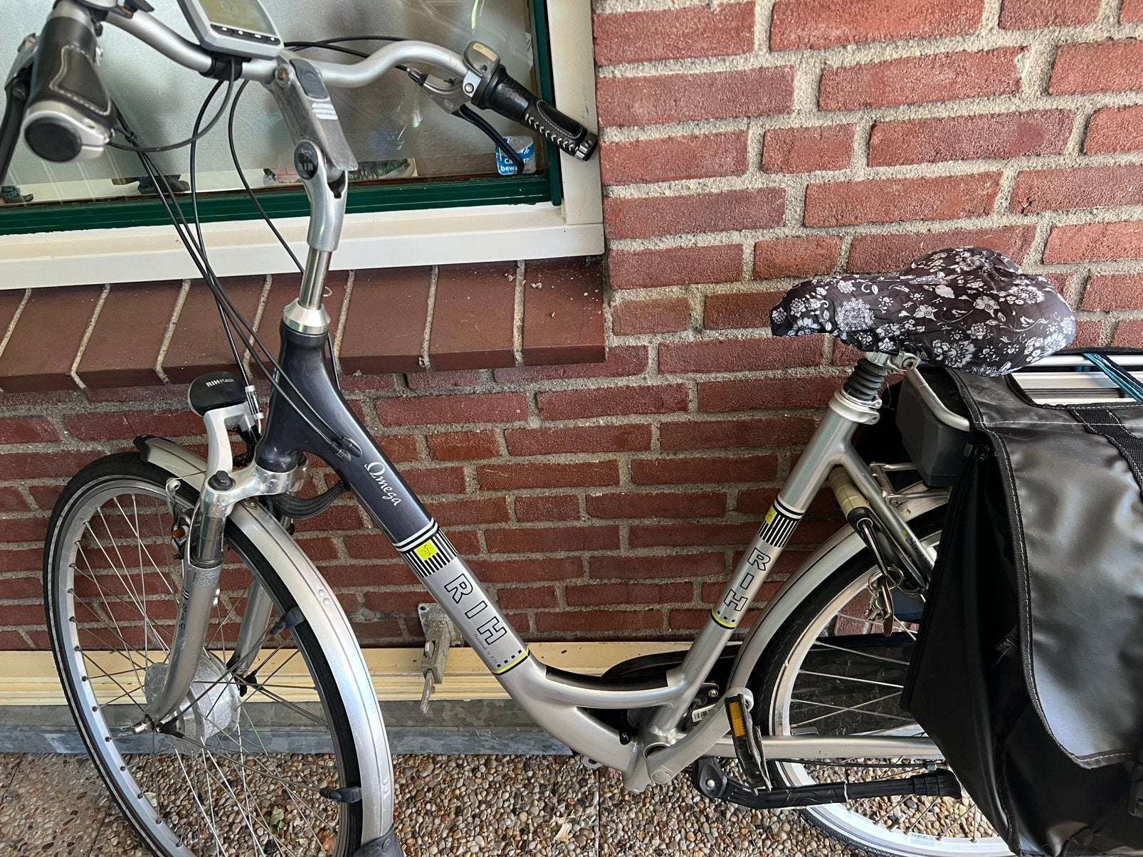 Nette elektrische fiets, Ophalen, Zo goed als nieuw, 4 kinderen of meer