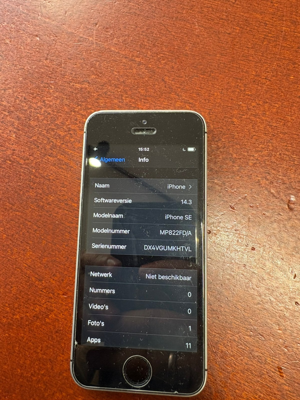Iphone SE, Ophalen of Verzenden, Zo goed als nieuw, Zwart, 32 GB