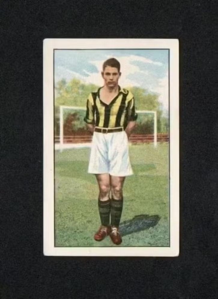 Voetbalplaatje A.H. Lit Velox Utrecht (109)., Verzamelen, Ophalen of Verzenden, Zo goed als nieuw