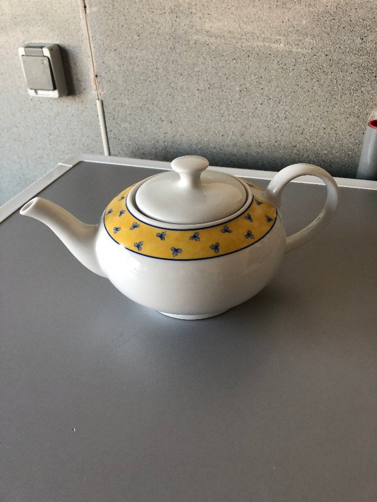 Theepot Clarine Douwe Egberts, Overige merken, Ophalen of Verzenden, Zo goed als nieuw, Porselein