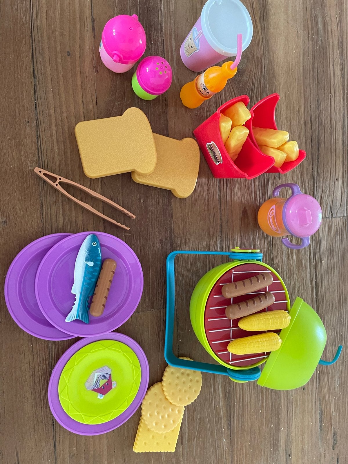 Barbecueset voor pop - Speelgoed BBQ met accessoires, Ophalen of Verzenden, Zo goed als nieuw, Jongen of Meisje