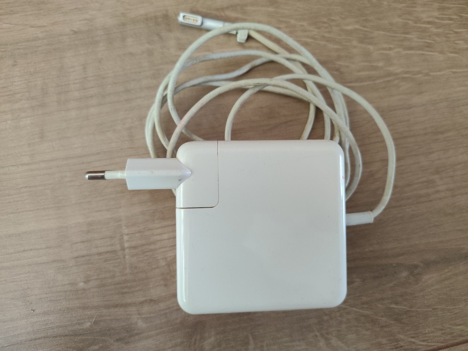 LinQ Oplader voor MacBook (Magsafe 1, 60W), Computers en Software, Laptop-opladers, Ophalen of Verzenden, Gebruikt, LinQ