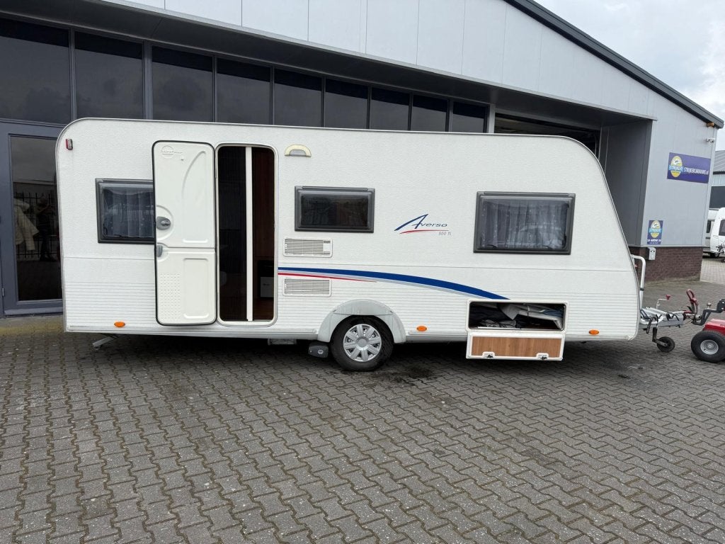 Bürstner Averso 500 TL 2 Aparte bedden 205cm Rondzi, Caravans en Kamperen, Standaardzit, Lengtebed, Bedrijf, Schokbreker