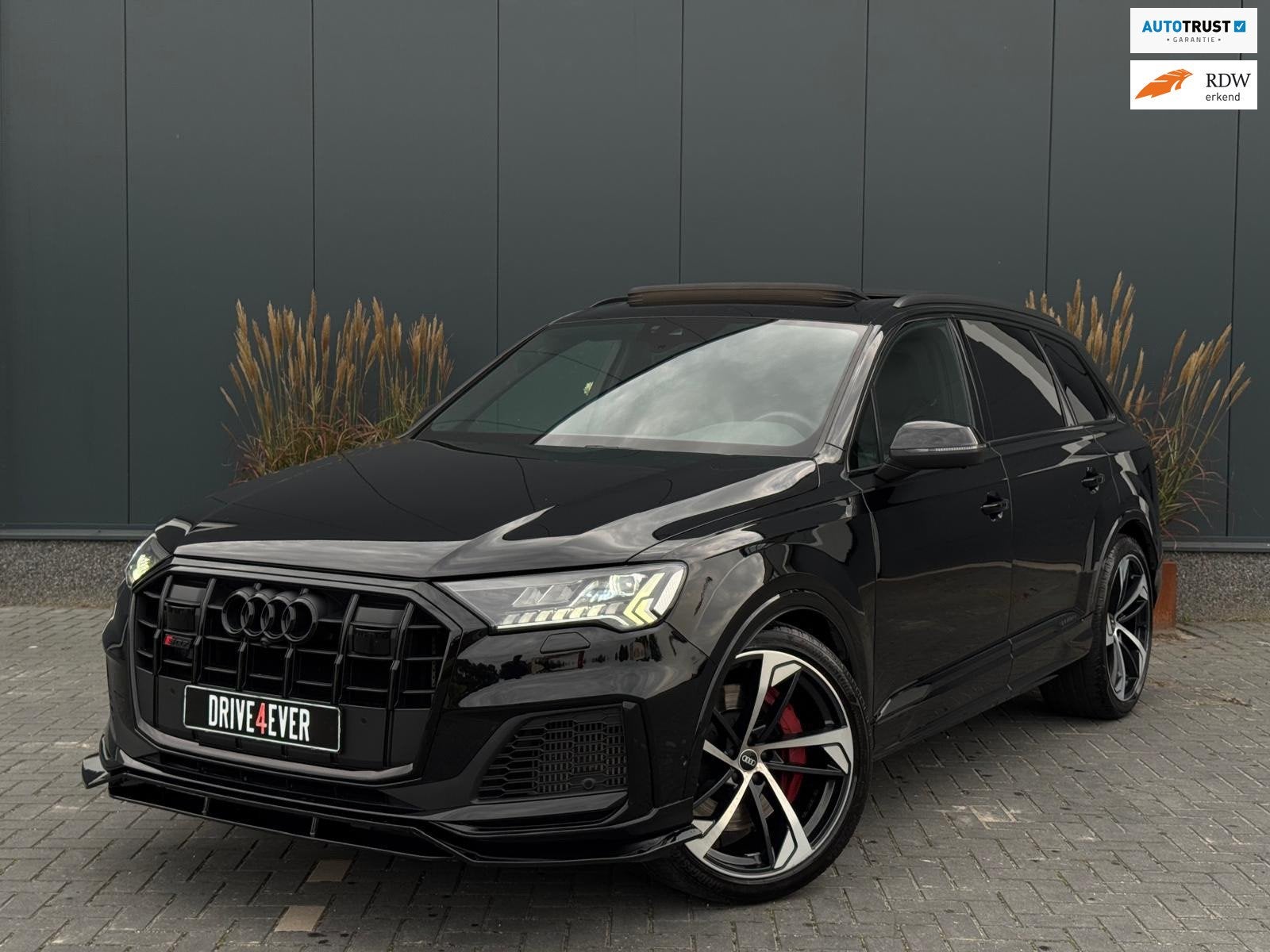 Audi SQ7 4.0 TFSI SQ 7 quattro 7p FULL PANO|LEDER|LED|SPORTV, Auto's, Automaat, 2240 kg, Gebruikt, Met garantie (alle)