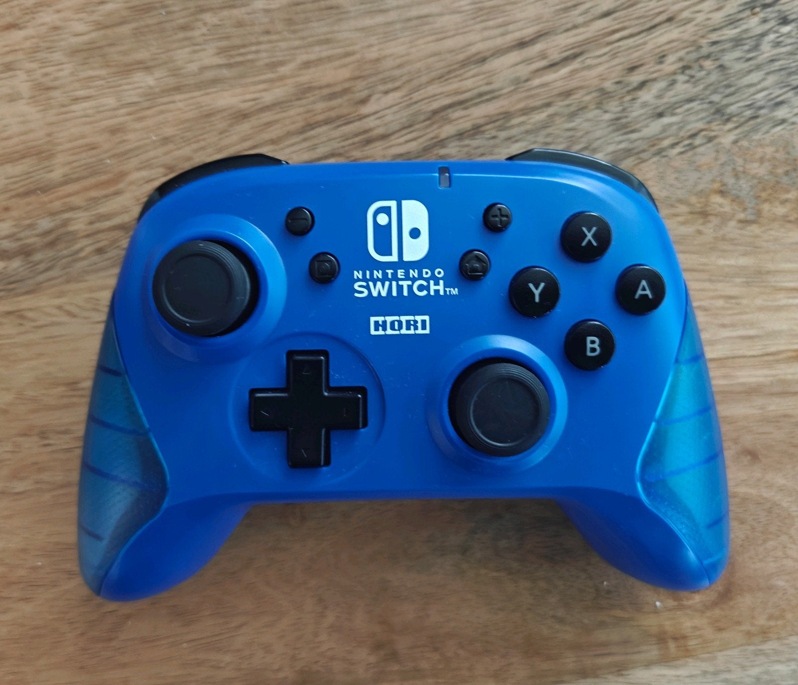 Hori Nintendo Switch Controller - Blauw, Ophalen of Verzenden, Zo goed als nieuw, Met 1 controller, Switch Original