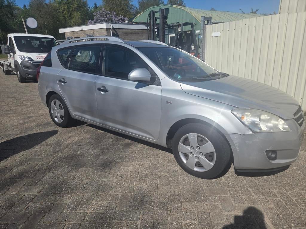 Diversen onderdelen kia ceed 1.6 bj 2008, Ophalen, Gebruikt, Kia