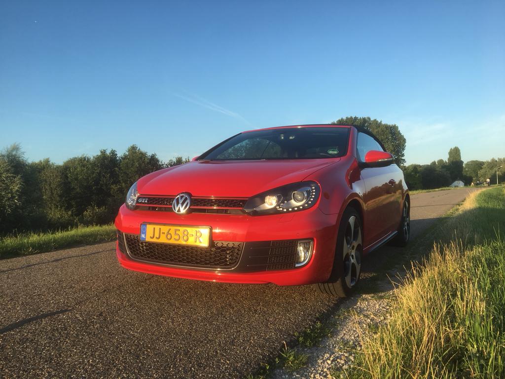 Volkswagen Golf 2.0 TSI 155KW Cabrio 2013 Rood, Auto's, Zwart, 4 cilinders, 4 stoelen, Leder