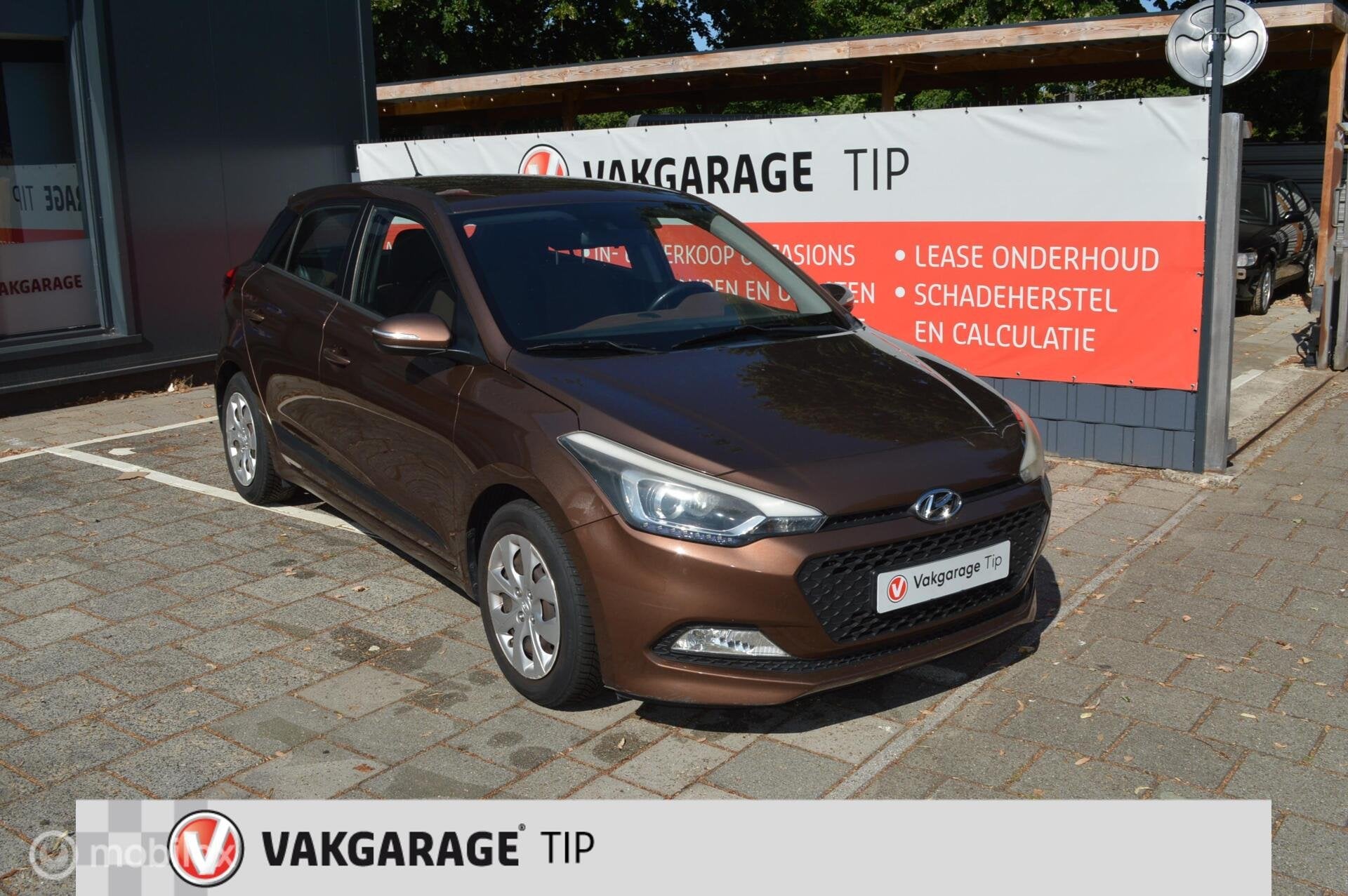 Hyundai i20 1.2 HP Bss. Ed. CARPLAY/Android auto / touchscre, Auto's, 83 pk, Gebruikt, 4 cilinders, Origineel Nederlands