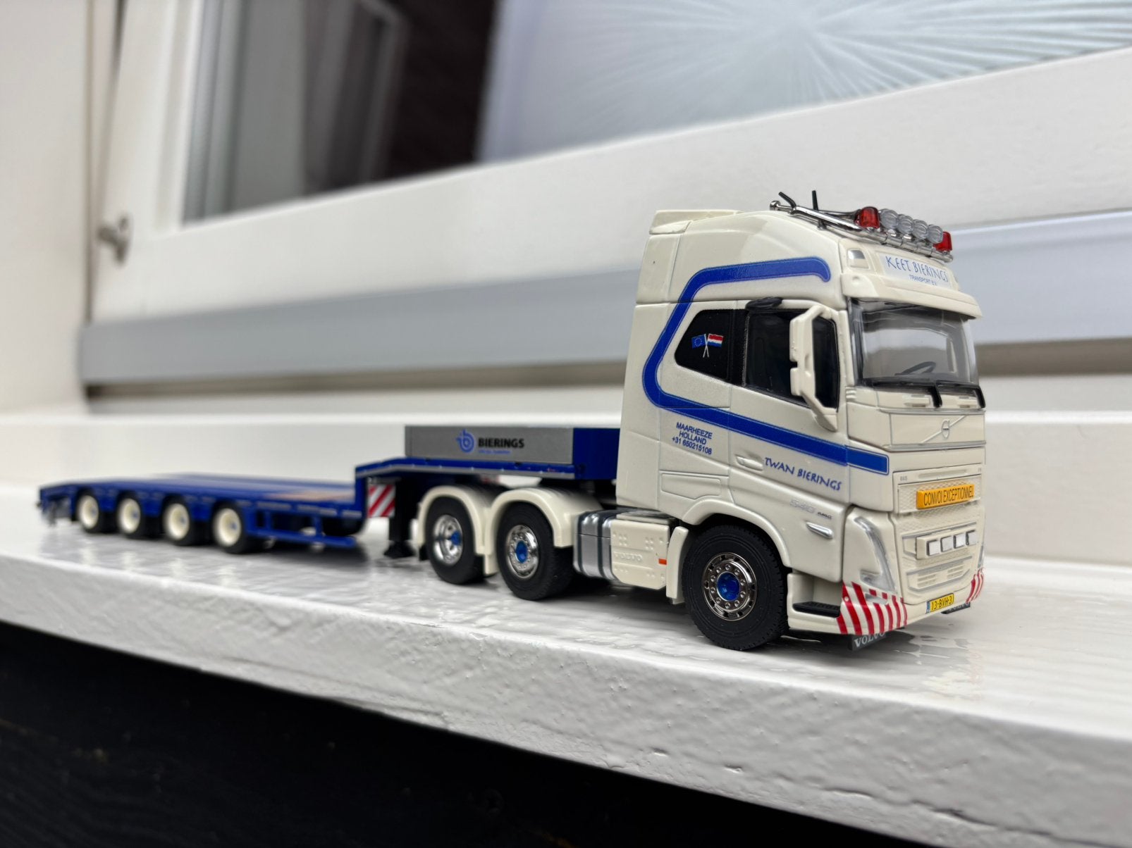 WSI /Cavallino Volvo Twan Bierings 1:50 (Keet), Hobby en Vrije tijd, Modelauto's | 1:50, Ophalen of Verzenden, Zo goed als nieuw