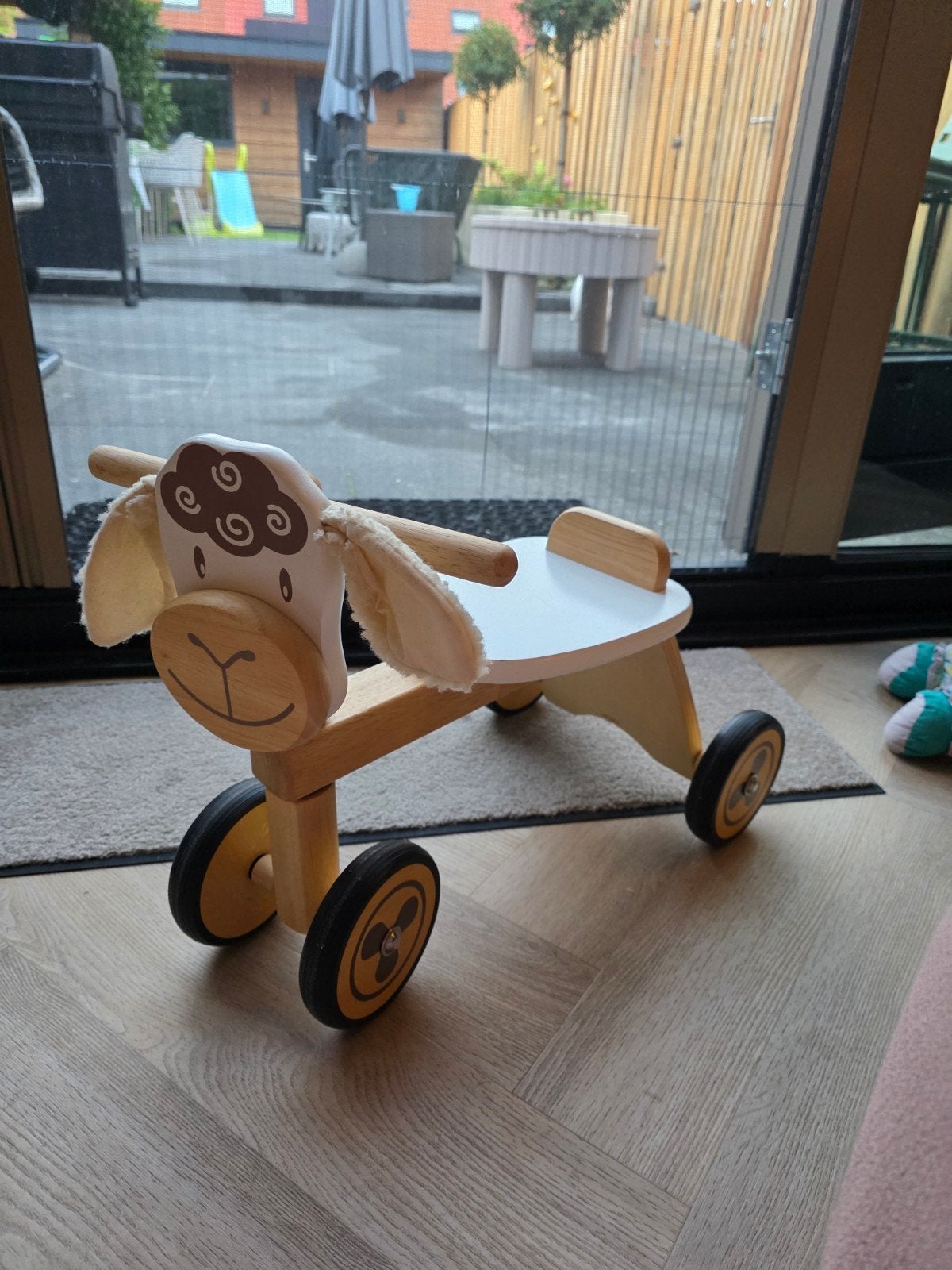 i'm toy loopfiets schaap, Ophalen, Zo goed als nieuw, Loopfiets