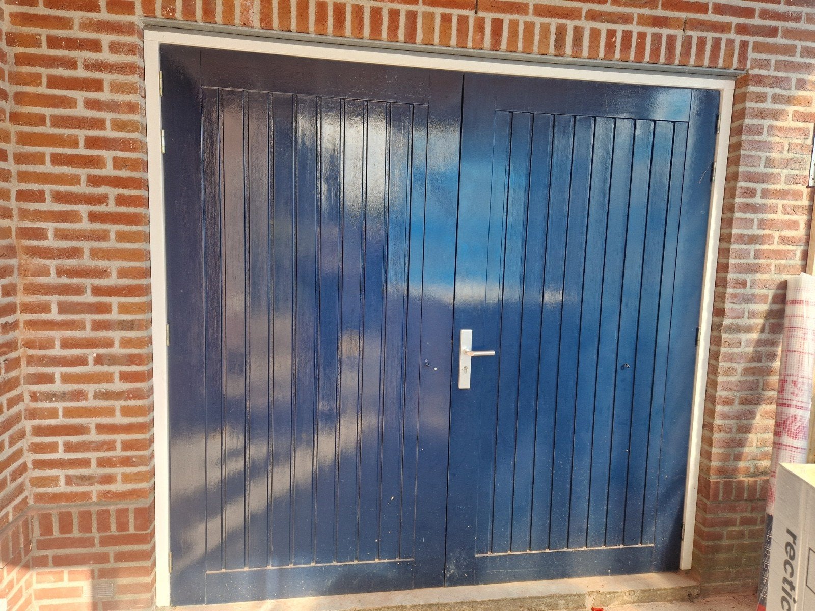 Dubbele garagedeuren 225x217 cm met 3-puntssluiting, Ophalen, Gebruikt, Garagedeur, 120 cm of meer