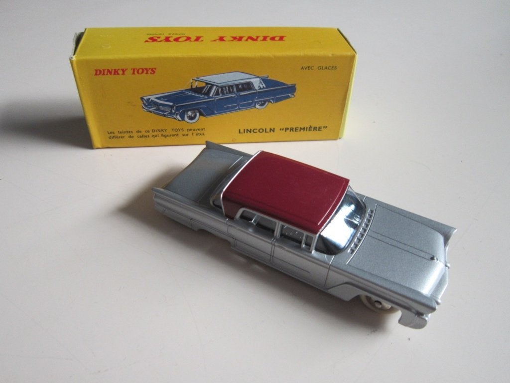 LINCOLN PREMIERE DINKY TOYS, Hobby en Vrije tijd, Modelauto's | 1:43, Ophalen, Zo goed als nieuw, Auto, Dinky Toys