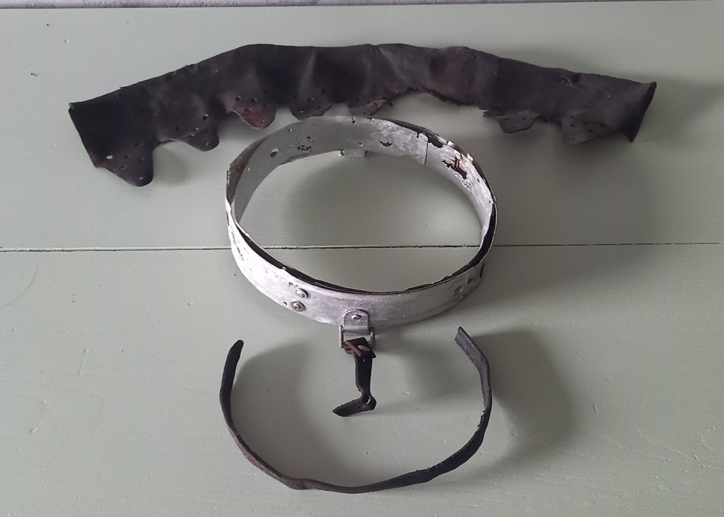 Duits binnenwerk stahlhelm 2e W.O., Verzamelen, Verzenden, Duitsland, Hulzen of Bodemvondsten