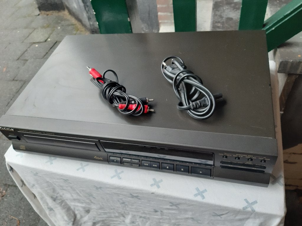 Foto 2 van Technics CD-speler SL-PG3404