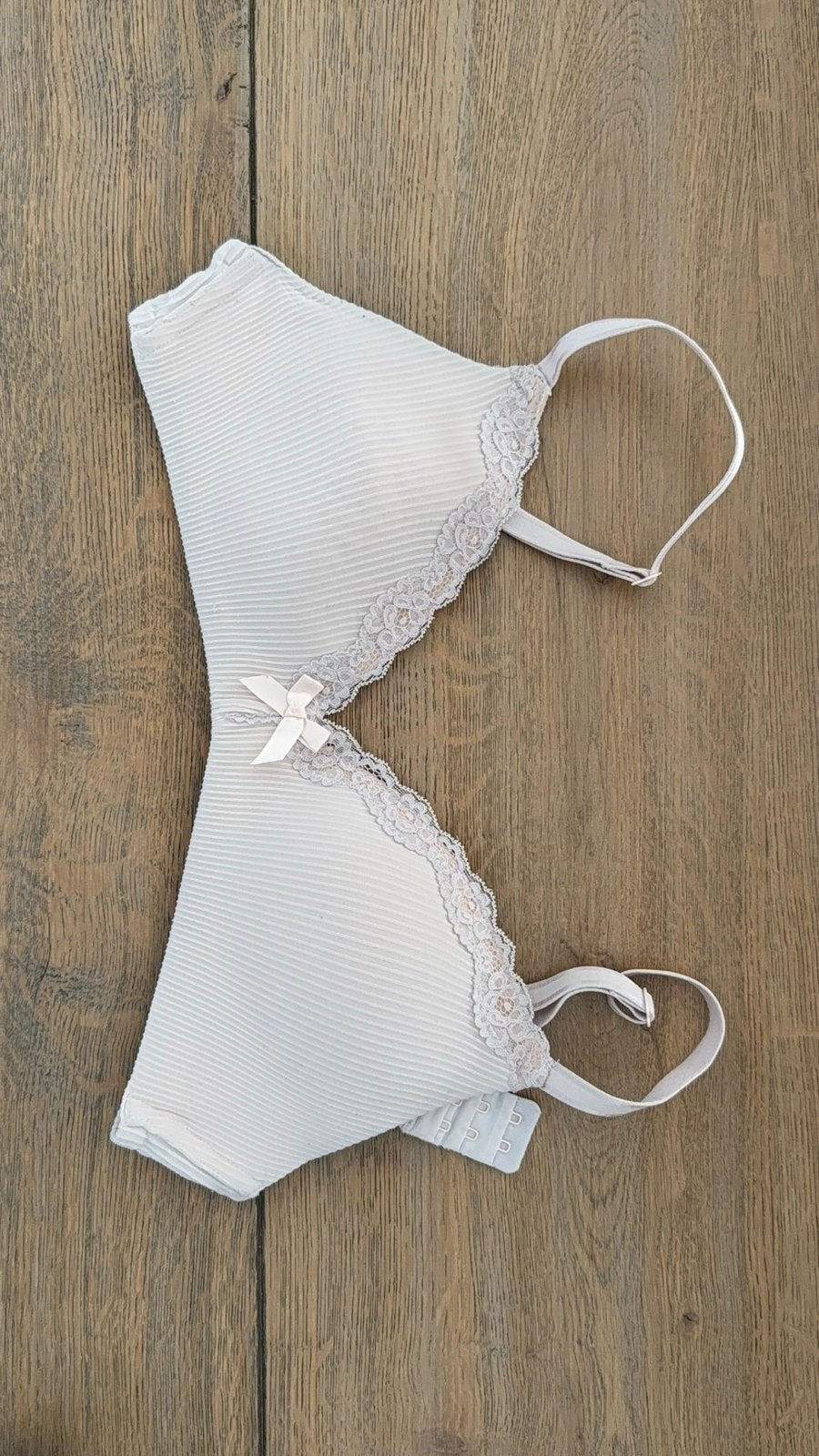Hunkemöller BH 75B roze, Kleding | Dames, Ondergoed en Lingerie, Ophalen of Verzenden, Roze, BH