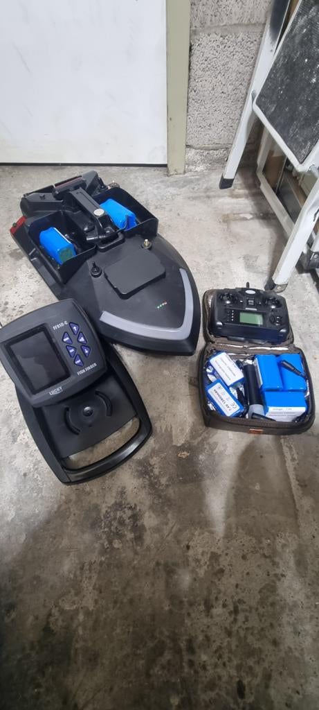 Flytec V020 Voerboot met GPS, Fishfinder & 7 Batterijen, Ophalen of Verzenden, Gebruikt, Overige typen