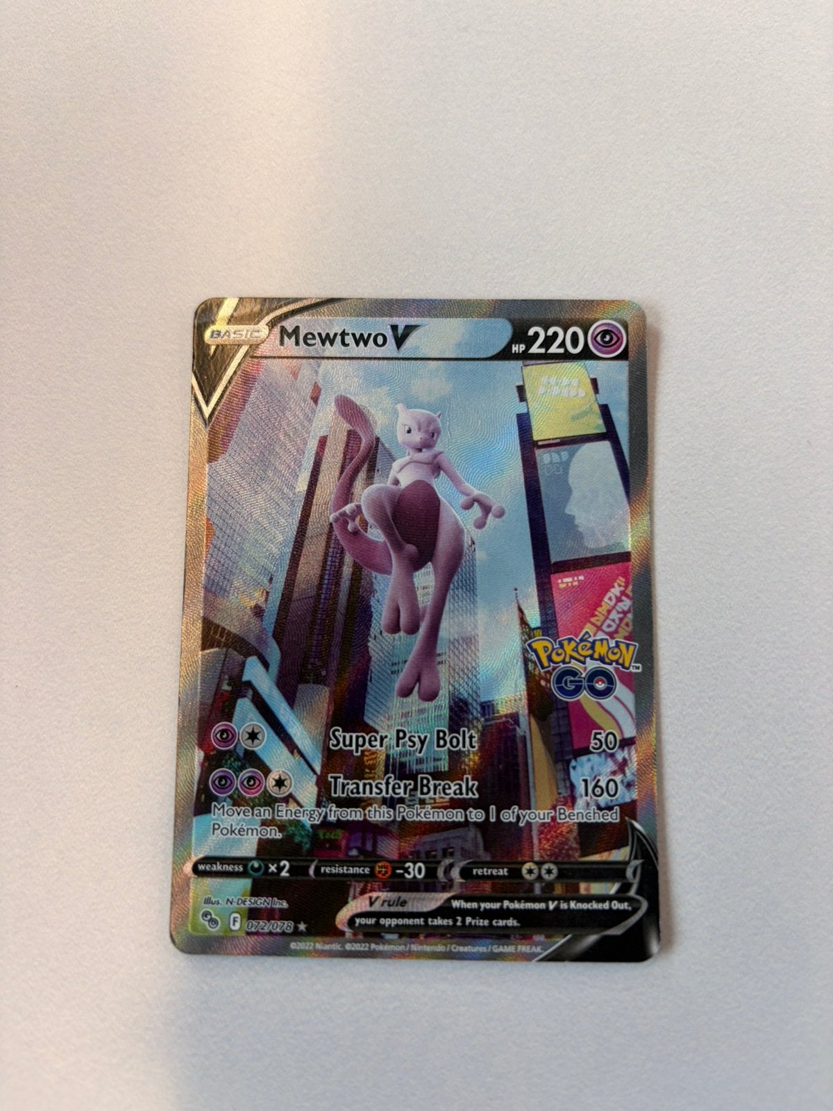 Mewtwo V (072/078) Pokémon GO - Pokémon Kaart, Ophalen of Verzenden, Zo goed als nieuw, Losse kaart, Foil