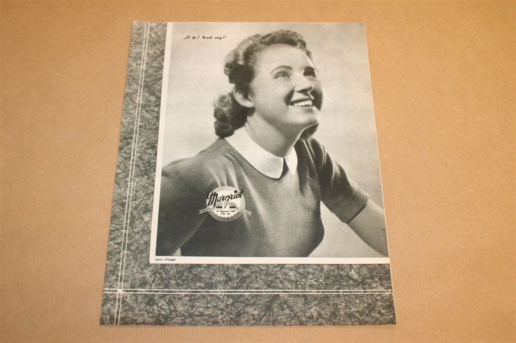 Margriet - 17 januari 1941 - Zeldzaam !!, Ophalen of Verzenden, 1940 tot 1960, Knipsel(s)
