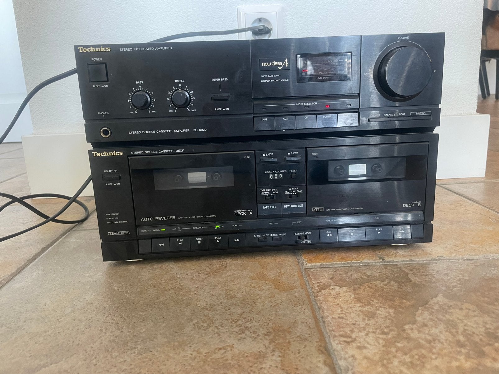 Technics stereo integrated amplifier, Ophalen of Verzenden, Zo goed als nieuw, Overige merken