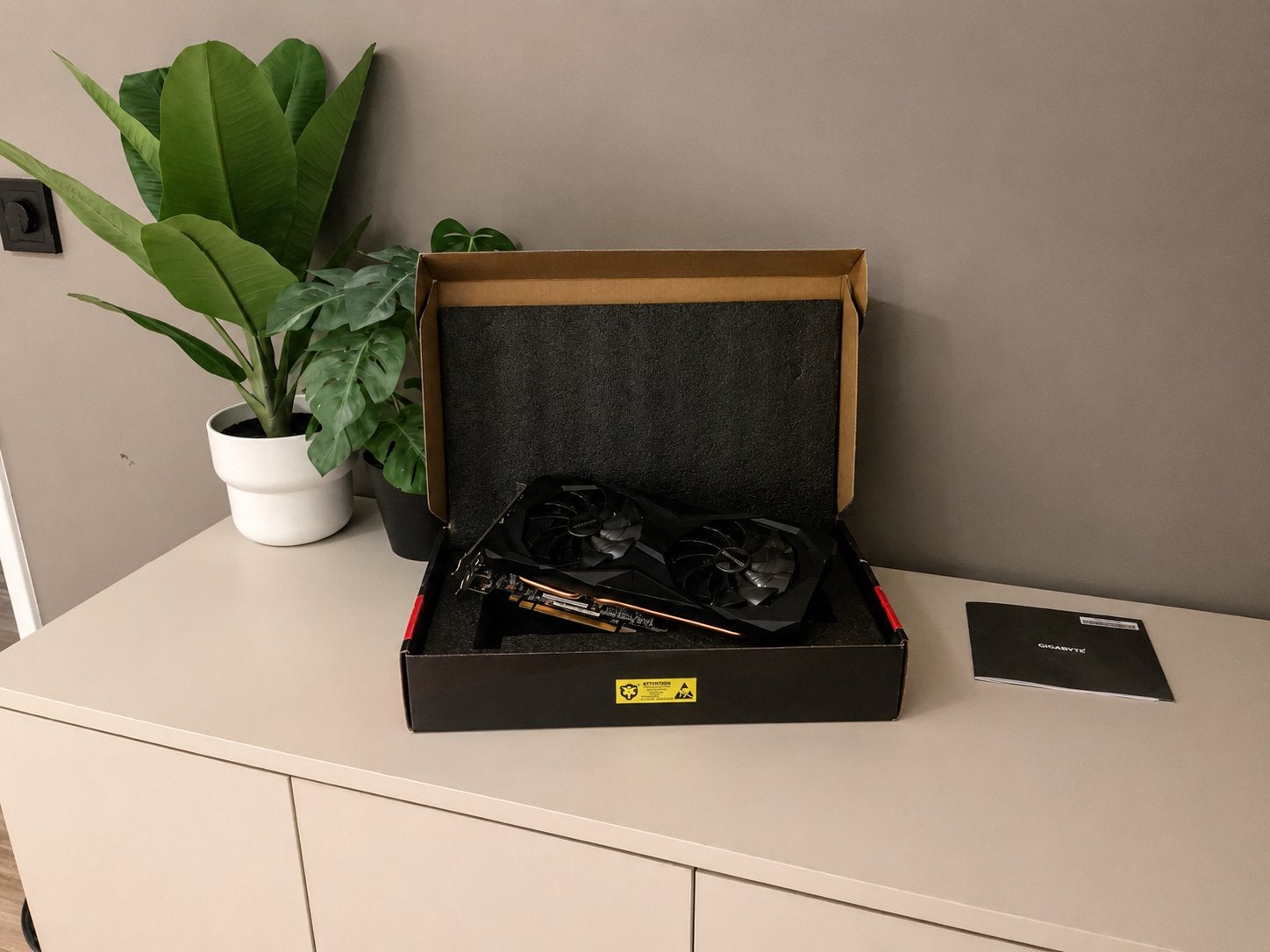 Asrock RX6600 CLD 8G, Computers en Software, Videokaarten, Ophalen, HDMI, GDDR6, Zo goed als nieuw