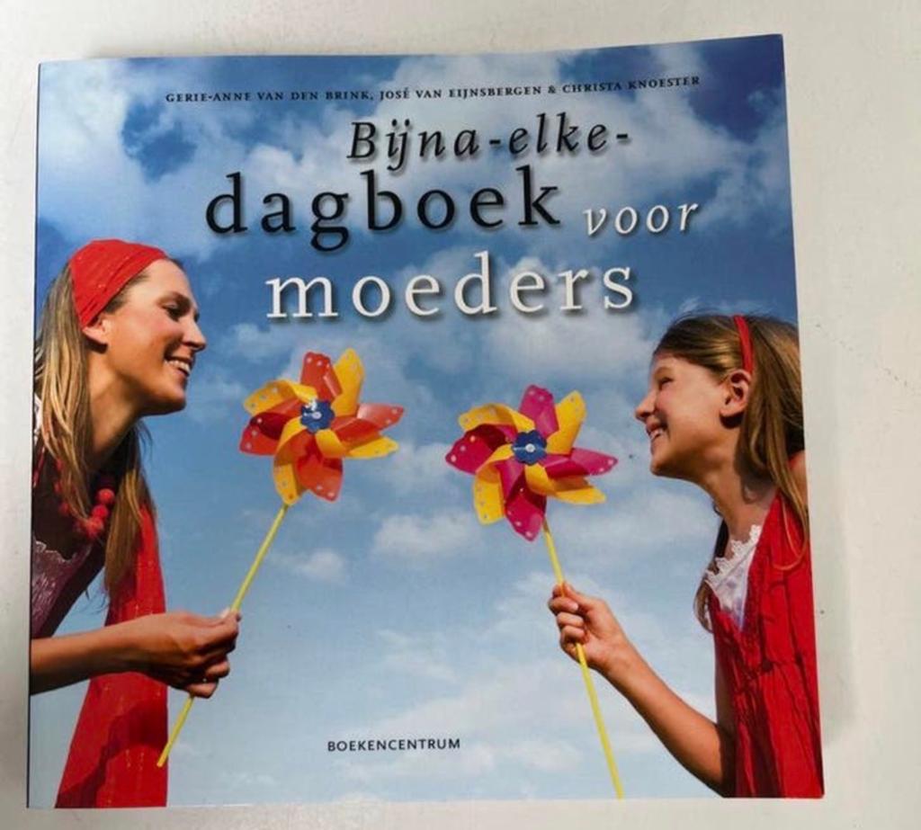 Bijna-elke-dagboek voor moeders, Ophalen of Verzenden, Gelezen, Opvoeding tot 6 jaar