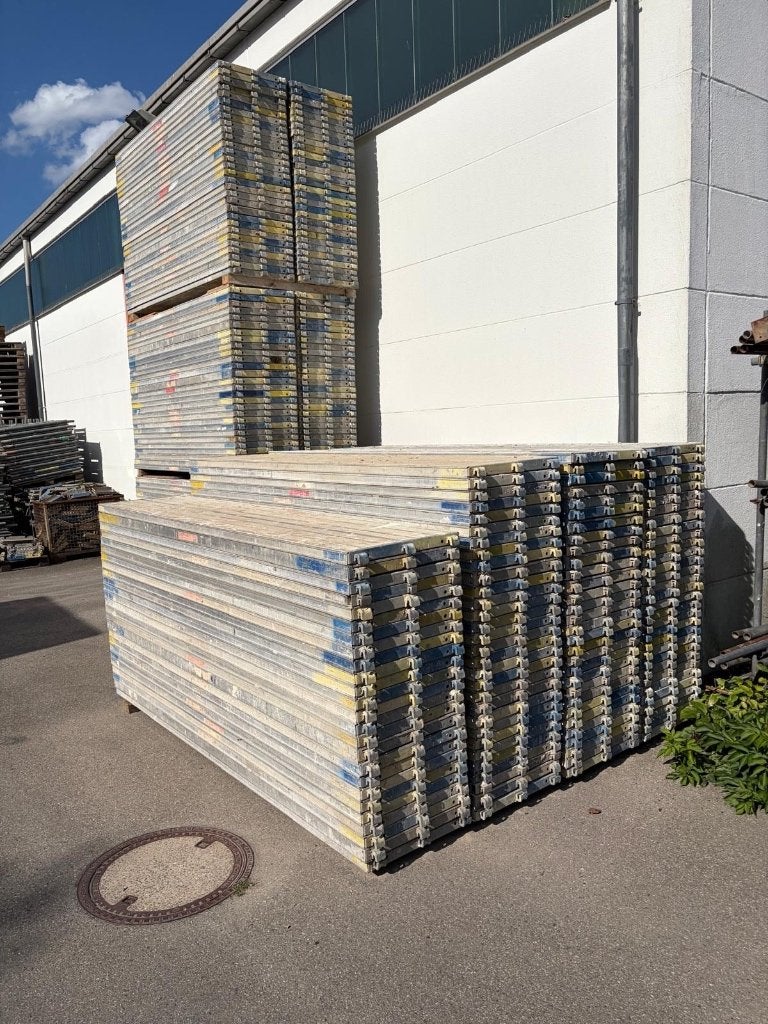 Layher Gebruikt Stalus-Boden / Aluminium Vloer 2,57m /3,07m, Doe-het-zelf en Verbouw, Ophalen, Gebruikt, Overige typen, 5 meter of hoger