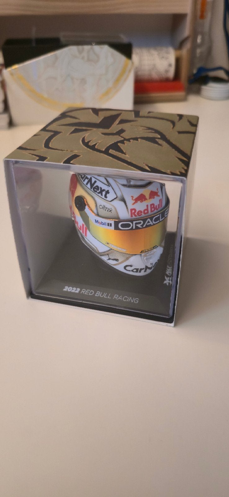 Max Verstappen Schaalhelm 2022 1:4 Red Bull Racing, Verzamelen, Verzenden, Nieuw, Formule 1