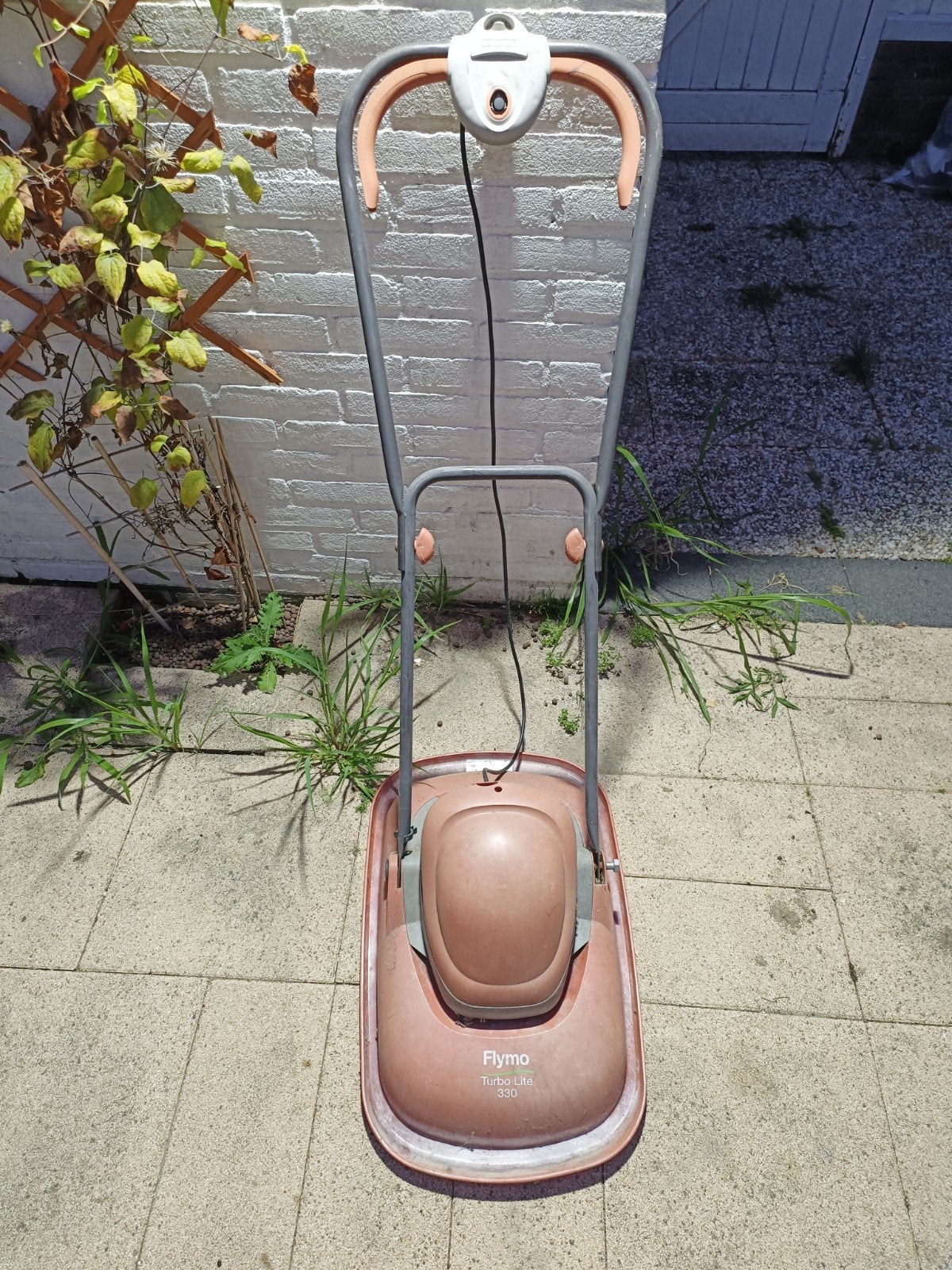 Flymo Turbo Lite 330 Elektrische Zweefmaaier, Ophalen, Gebruikt, Elektrische grasmaaier, Flymo