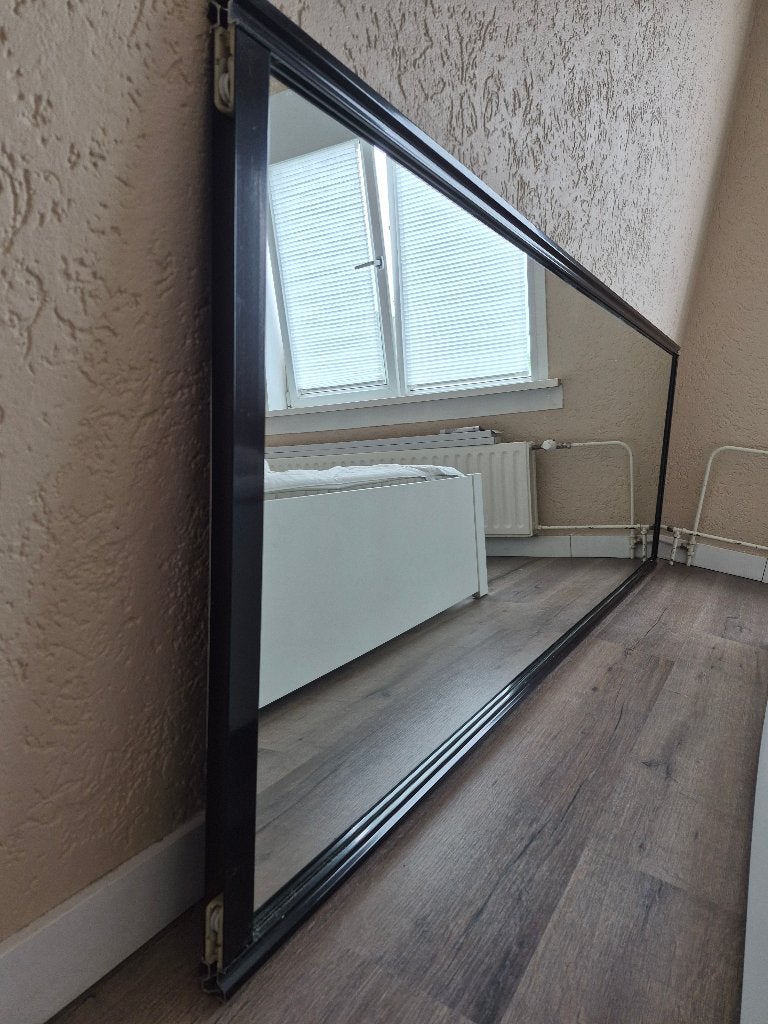 Grote spiegel / kastdeur met spiegel 242 × 81 cm, Huis en Inrichting, Woonaccessoires | Spiegels, Zo goed als nieuw, 75 tot 100 cm