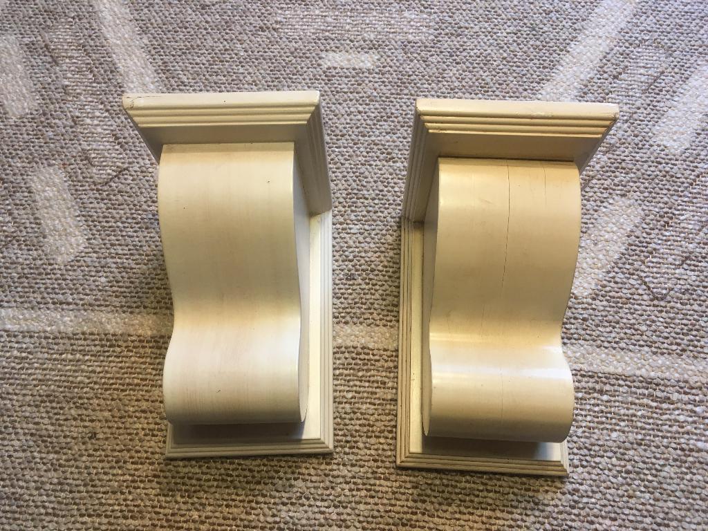 brocante houten sokkel wand (2 stuks), Ophalen of Verzenden, Zo goed als nieuw