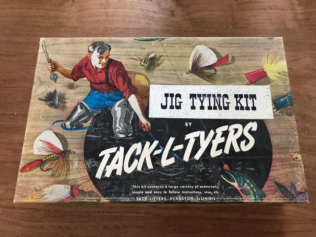 vintage jigg en vliegbind set zie foto’s en omschrijving, Watersport en Boten, Hengelsport | Vliegvissen, Zo goed als nieuw, Ophalen of Verzenden