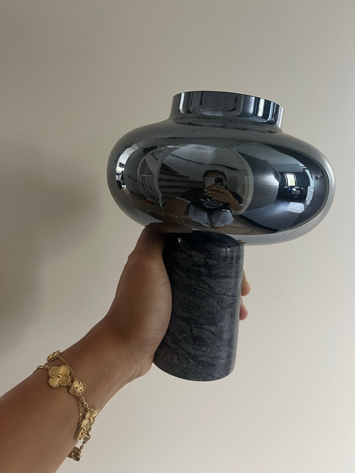 PTMD Petry Vase - H26 x Ø14 cm - Glass/marble - Black, Met patroon/structuur, Ophalen of Verzenden, Zo goed als nieuw, Grijs