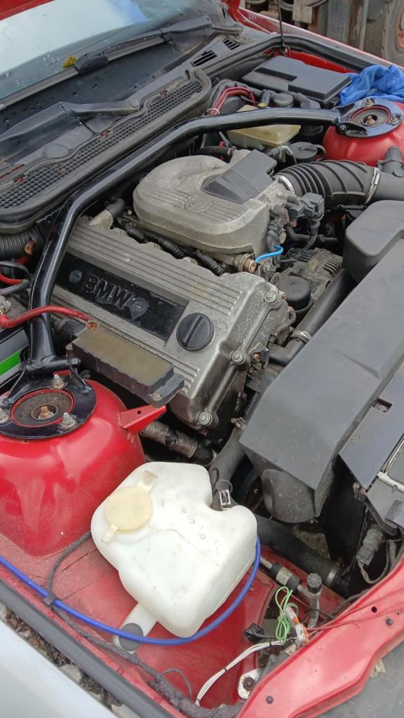 BMW E36 318ti M44B19 Motor - Compact Onderdelen, Ophalen, Gebruikt, BMW, BMW